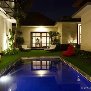 Nicola Seminyak (Bali)